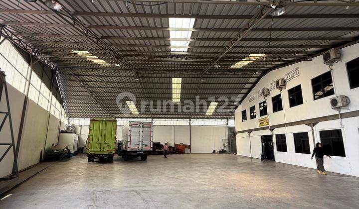 Gudang Kawasan Industri Dekat Tol Taman Kopo Indah 1