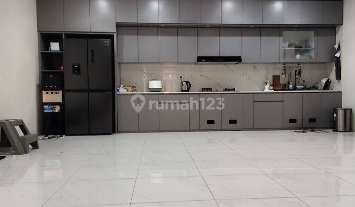 Rumah 2 Lantai Full Furnish Kota Baru Parahyangan Bandung 1