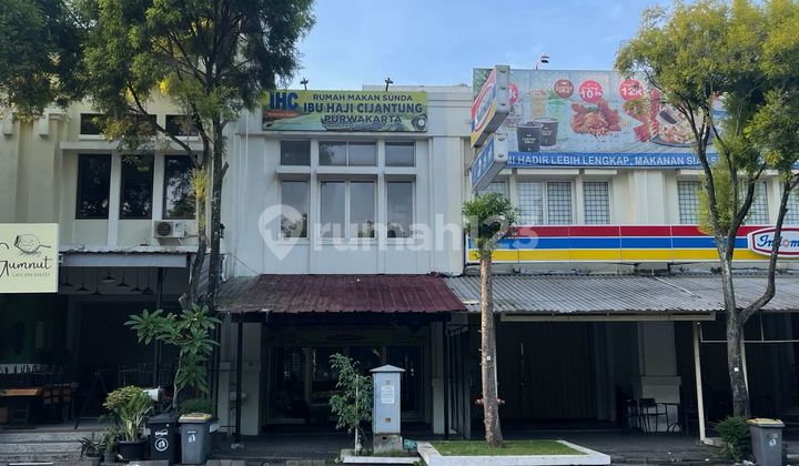 Ruko Dua Lantai. Akses Tol Dalam Kawasan. Kota Baru Parahyangan