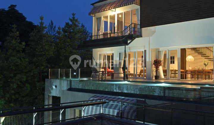 Villa Full Furnish. Ada Kolam Renang. Dago Bengkok Lembang Villa Full Furnish. Ada Kolam Renang. Dago Bengkok Lembang