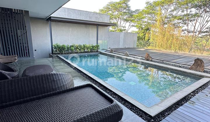Rumah View Danau Kolam Renang Kota Baru Parahyangan 