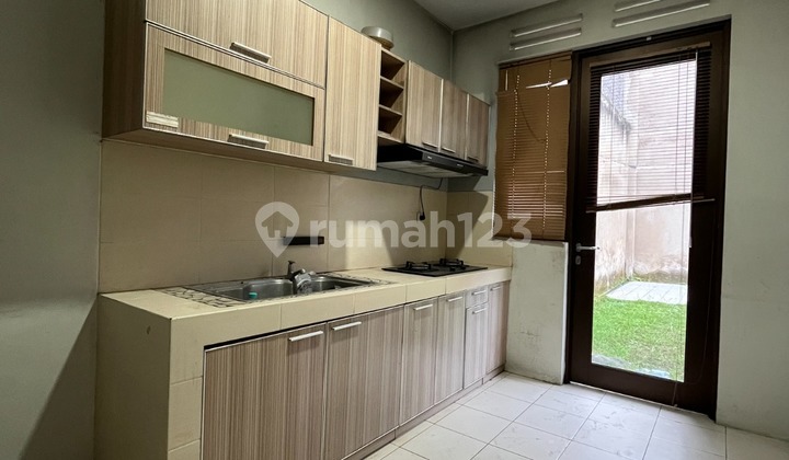 Rumah Jarang Ada Btd 2 Lantai Kota Baru Perahyangan 2