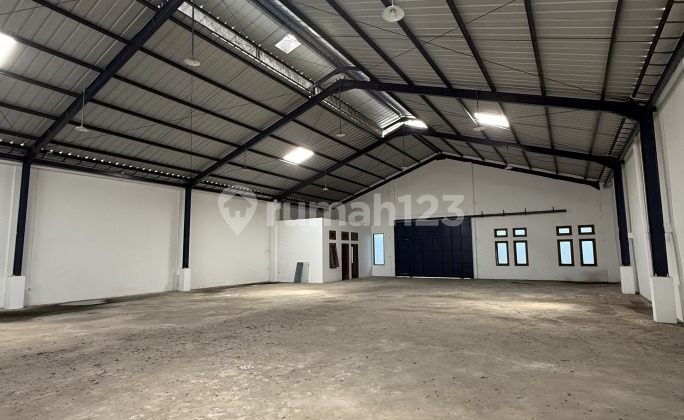 Gudang Siap Pakai Bebas Banjir Cirebon Kota