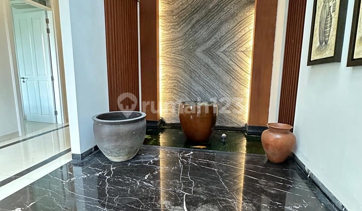 Rumah Mewah Hoek Full Furnished Kota Baru Parahyangan 2