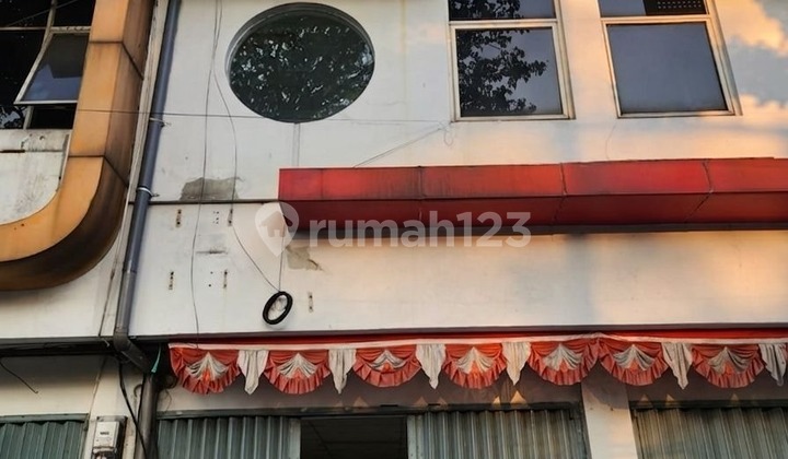 Ruko Raya A Yani Siap Pakai Cocok Usaha Strategis