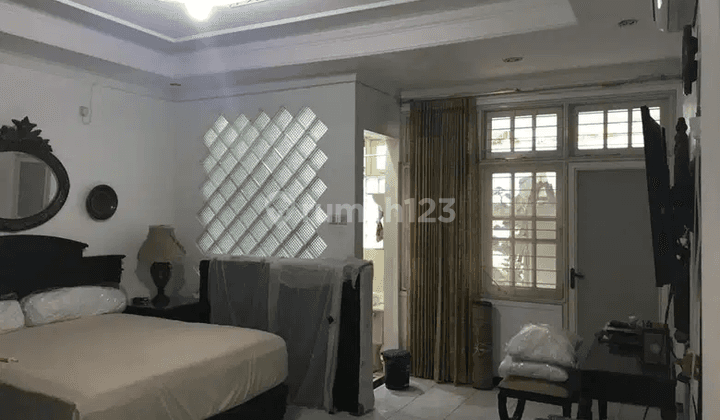 Semi Furnish Luas 400an Sidosermo Siap Huni One Gate System 12