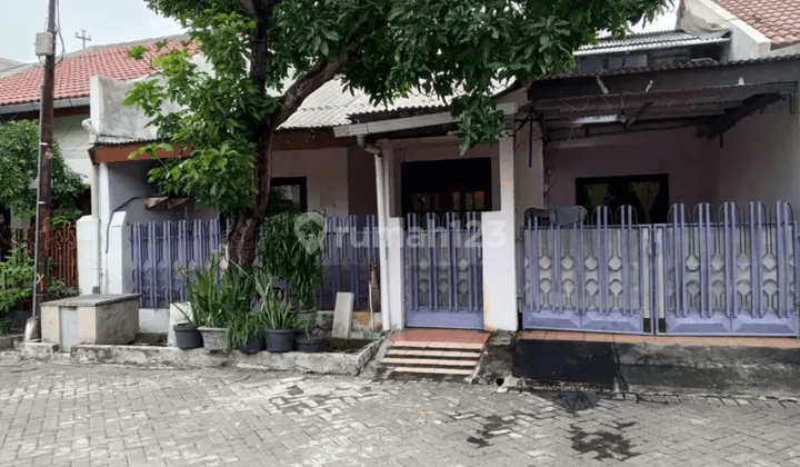 RUMAH SECOND PONDOK CANDRA SIAP HUNI ROW JALAN 2 MOBIL STRATEGIS DEKAT TOLL 1