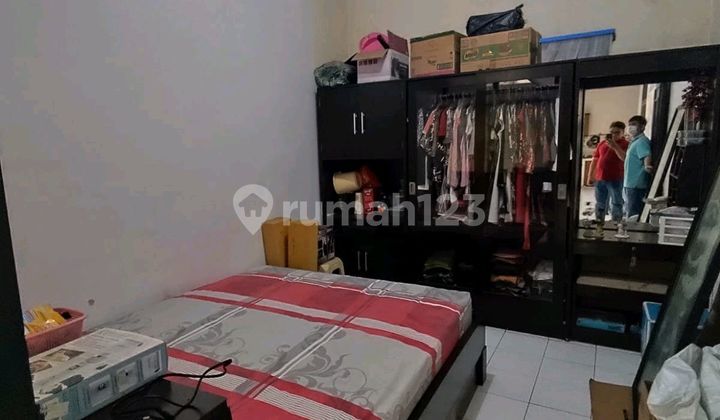 Comfortable Residence in Tidar, 300M² Land Area & Close to Main Road