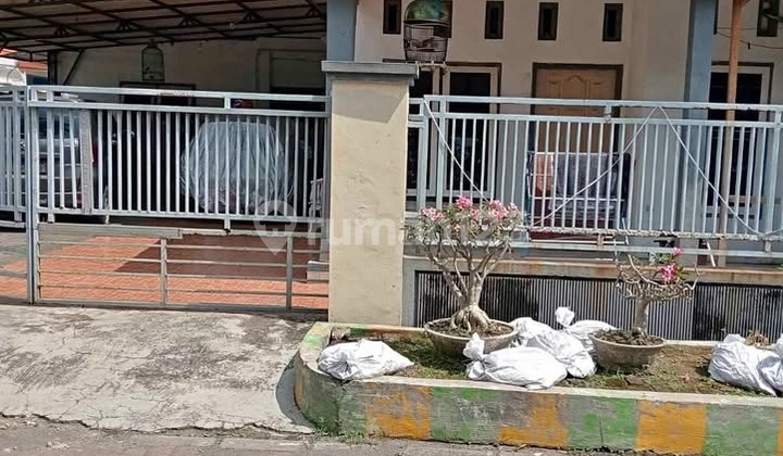 Rumah Rungkut Hook Terawat Strategis Dekat Merr, Upn Rumah Rungkut Hook Terawat Strategis Dekat Merr, Upn