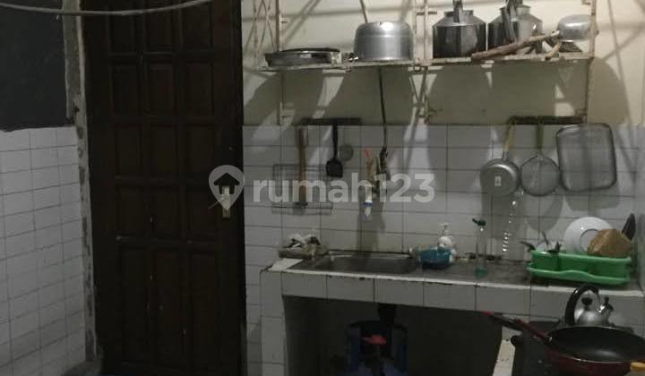 Menanggal Pagesangan Building Needs Strategic Renovation Near Cito Mall, Grand Mosque 2