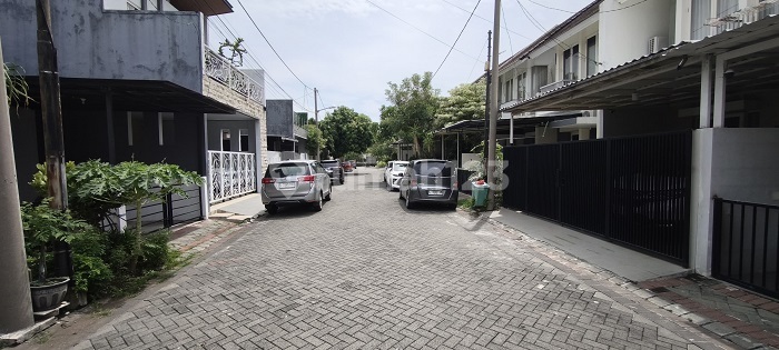 Cheap Ready-to-Live Sunny Beach Facing South Favorite Cheap Ready-to-Live Sunny Beach Facing South Favorite