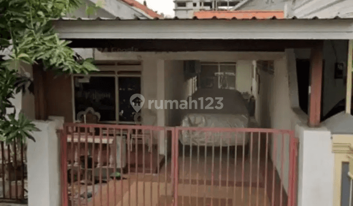 Rungkut Rumah Lama Row 2 Mobil Lebar Strategis Dekat Merr 1