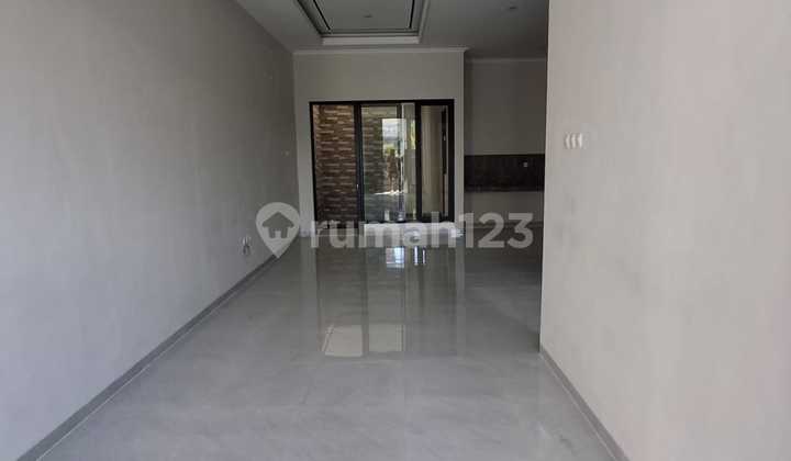 Nginden Intan Baru Gress 2-story, 3.5-car row, One Gate System 2