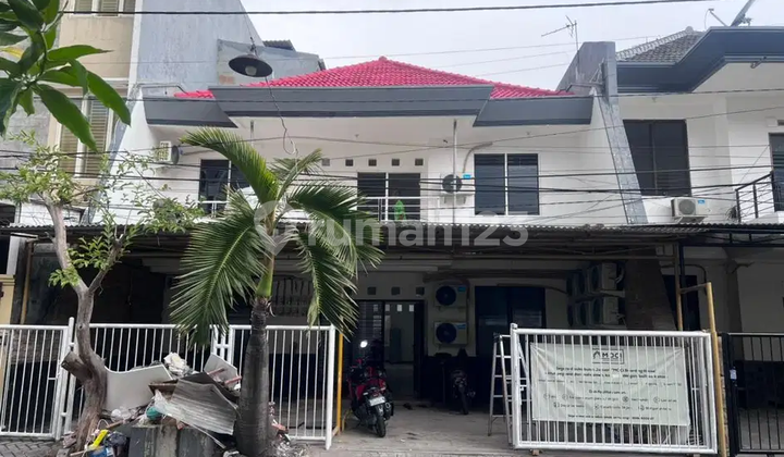Siwalankerto 2.5-Story Boarding House, Many Rooms and Active, Close to Petra