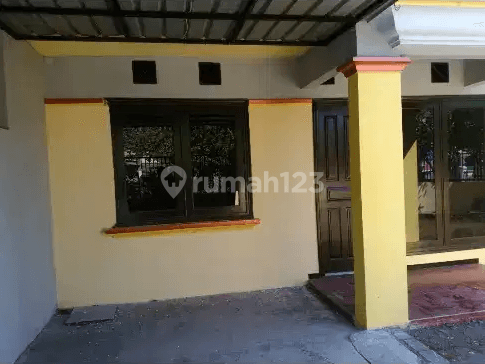 Wiguna Rumah Trwt Hook Siap Huni Dekat Gate Selangkah Upn 2