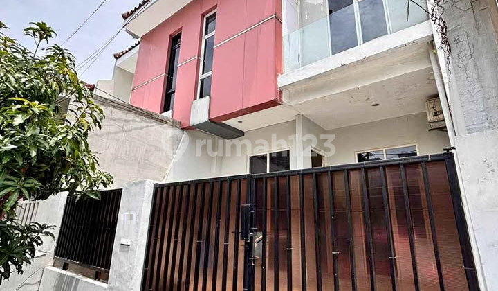 Purimas Siap Huni Strategis Dekat Upn dan Merr