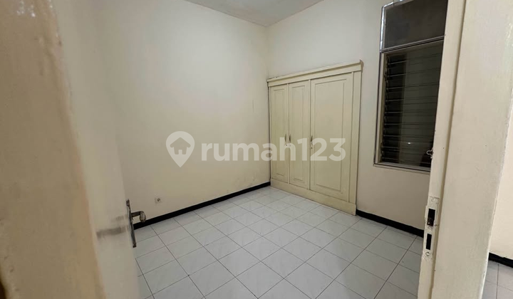 Rumah Rungkut Siap Huni Strategis Dekat Upn