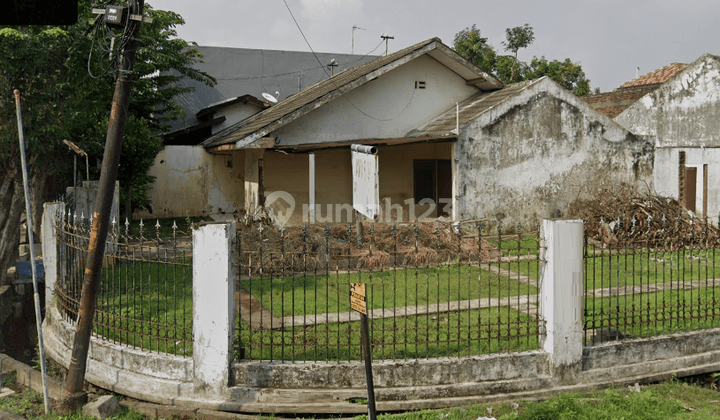 Semolowaru Rumah Lama Hook Strategis Dekat Merr 1