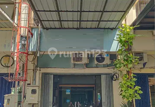 3-Story Ruko in Panjang Jiwo, Ready to Use, Suitable for Office/Business, Strategic Location. 1