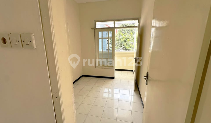 Rumah Rungkut Siap Huni Strategis Dekat Upn 2