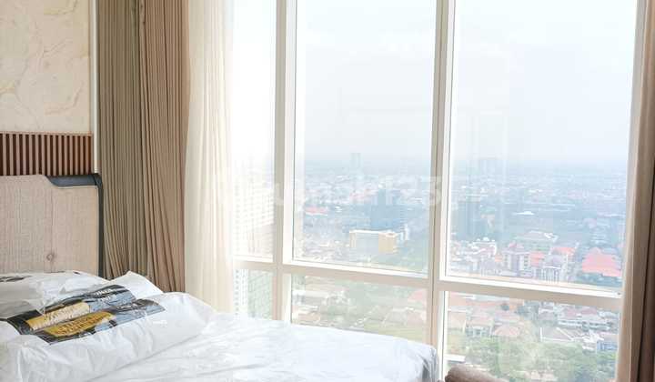 Apartemen One Icon Pusat Tengah Kota Sby, Dekat Tp, Mewah Modern 3Br Full Furnished Baru