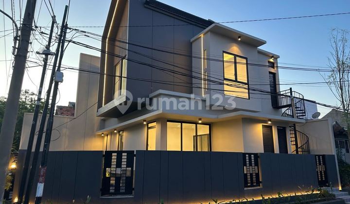 Babatan Pantai Baru Gress 2Lt Model Scanavidian Dkt Kenjeran Pakuwon City