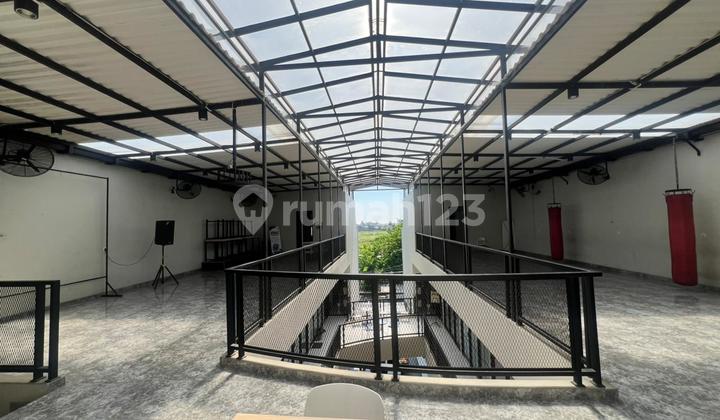 Strategic Building in Medokan Suitable for Offices, Boarding Houses Near UPN Campus New Building 2