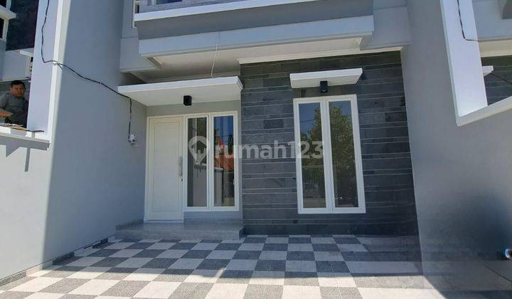 Rumah Gress Minimalis Jemursari Row Lebar 1