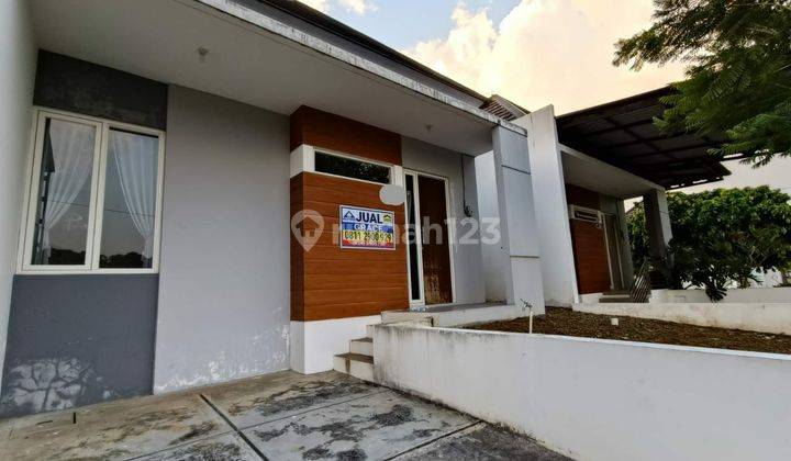 Rumah Di Bsb Village Mijen Lingkungan Elite 2