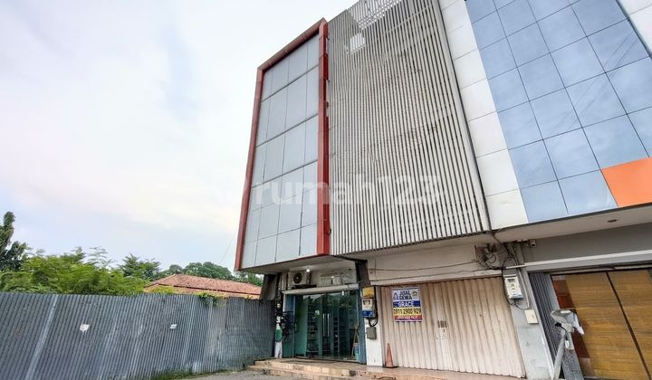 Ruko 3 Lantai Jual Cepat di Dekat Majapahit 2