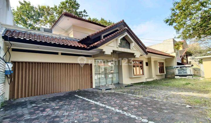 Rumah 2 Lantai Pusat Kota Cocok Untuk Cafe, Kantor