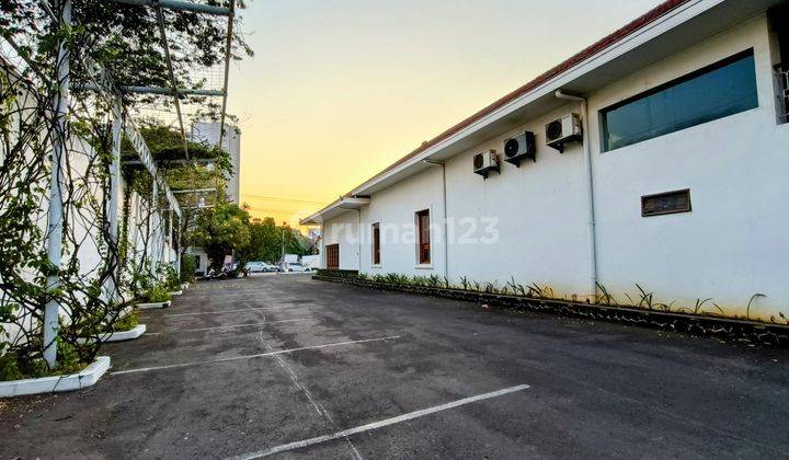 Rumah Pusat Kota Gajahmada Cocok Untuk Restaurant 2