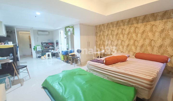 Ready to Occupy, Large Bedroom, Strategic City Center Location. Ready to Occupy, Large Bedroom, Strategic City Center Location.