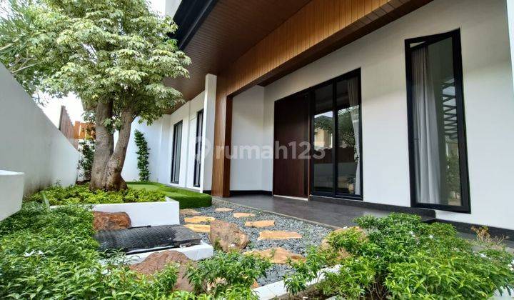 Rumah Mewah Full Furnish Di Kawasan Elite Semarang 1