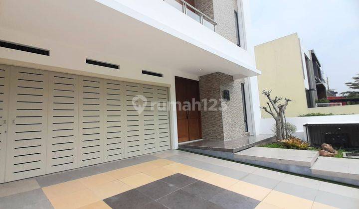 Rumah Mewah Candi Golf Ada View Laut 2