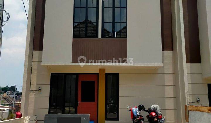 Rumah Cantik 2 Lantai Di Banyumanik Semarang 1