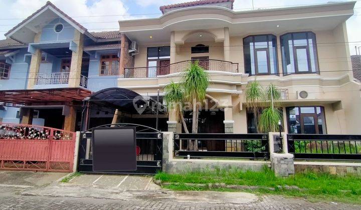 Rumah mewah 2 lantai di Srondol Tembalang Semarang Selatan 1