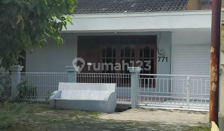Rumah Cantik di Sinar Waluyo Pedurungan SHM 1