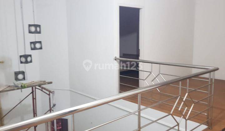 Rumah 2 lantai SHM Bagus di Graha wahid full furnish 9