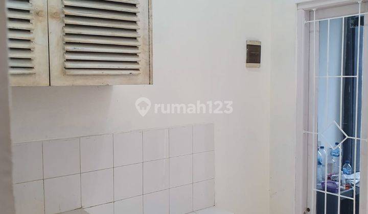 Rumah Sewa Nyaman Sejuk di Tembalang Semarang Selatan 8