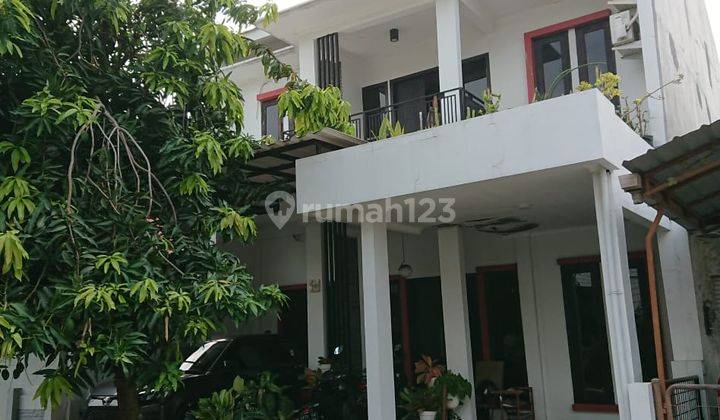 Rumah cantik full furnish 2 Lantai di Grahapadma Semarang Barat 1