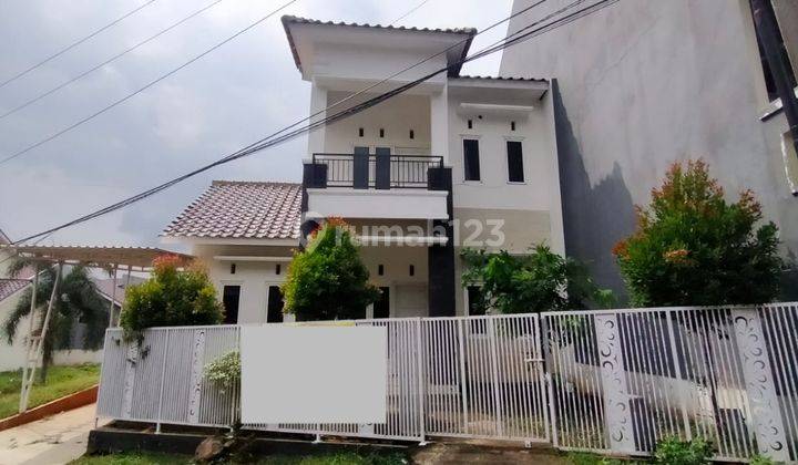 Rumah 2 Lantai Bagus di Tembalang Semarang Selatan SHM Hook 1