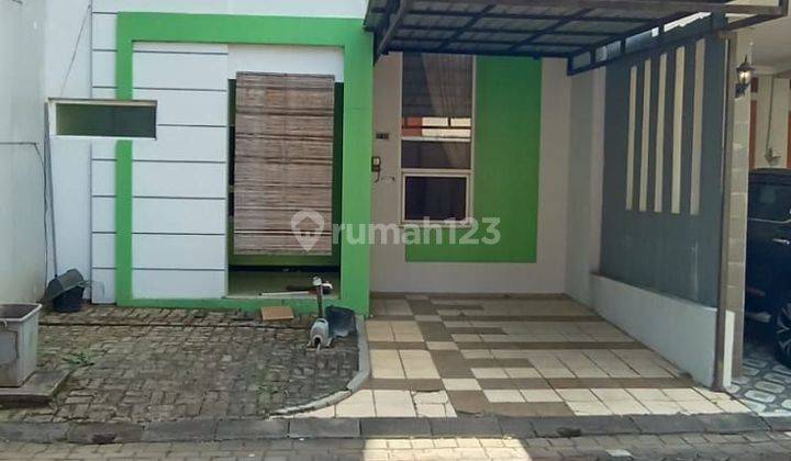 Rumah cantik dekat Unimus Sambiroto Semarang Timur 1