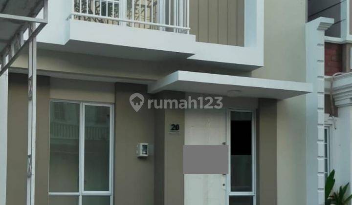 Rumah 2 lantai semi furnish di Paramount Simongan Semarang Barat 2