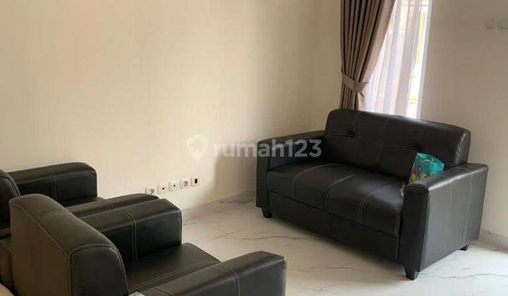 Rumah furnish baru 2 lantai di Paramount Simongan Semarang Barat 2