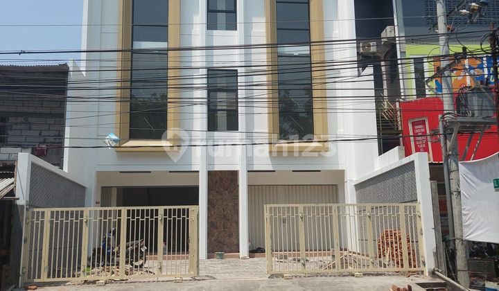 Ruko strategis 3 lantai di Semarang kota Shm 1