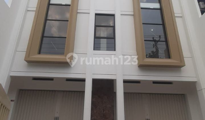 Ruko strategis 3 lantai di Semarang kota Shm 2