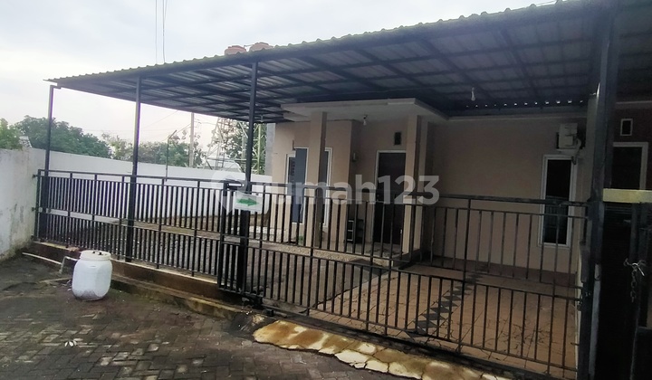 Disewakan Rumah Cantik Full Furnish Dekat Kampus Undip Tembalang 2