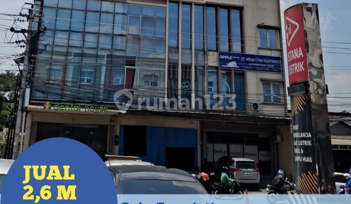 3-Story Ready-to-Occupy Shop House in the Center of Semarang City