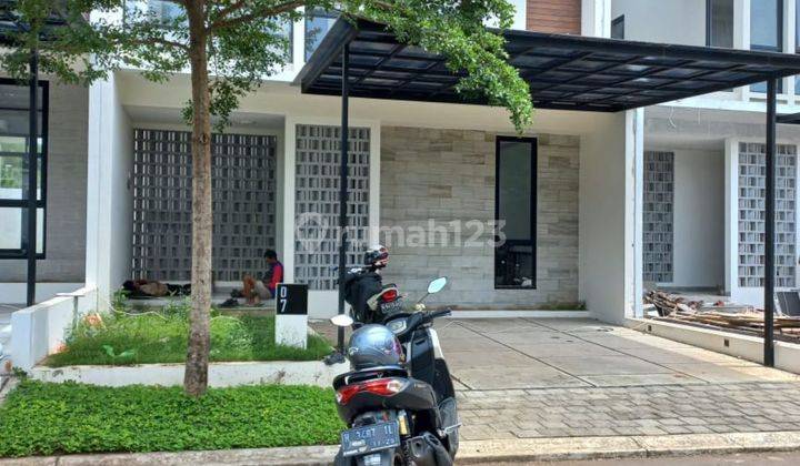 Disewakan BSB Rumah Baru 2 Lt , siap huni 2